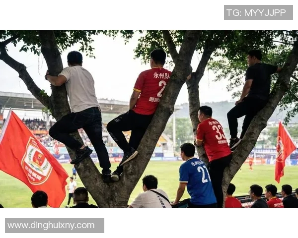 冠军教练亲自传授战术技巧 球员纷纷表示获益匪浅