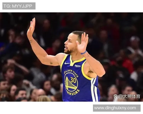 库里因不当行为被罚款并停赛一场 官方公告正式发布 库里因不当行为被罚款并停赛一场 官方公告正式发布